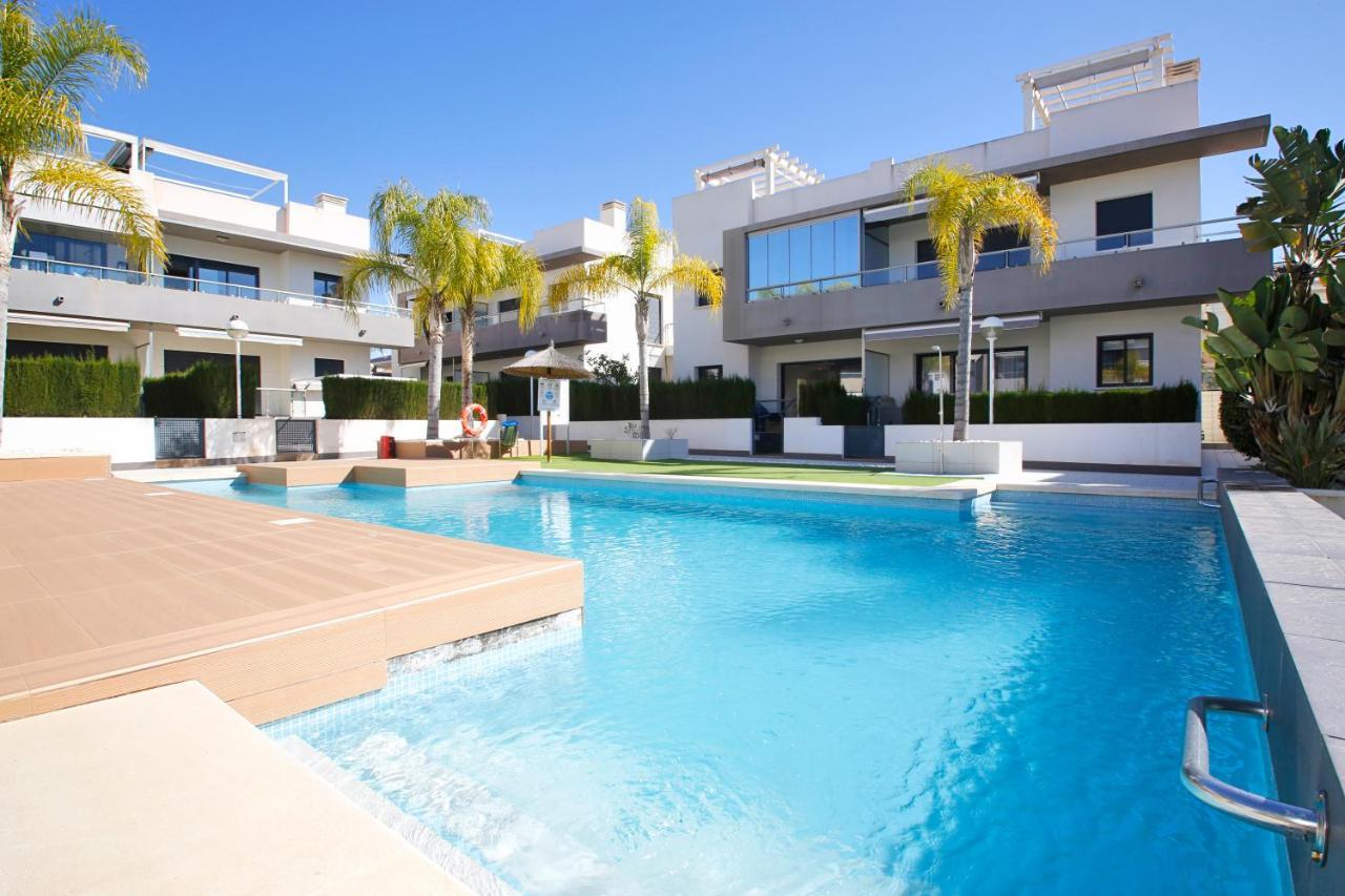 Fantastic Home With Ac, Pool And Bbq Rojales Buitenkant foto