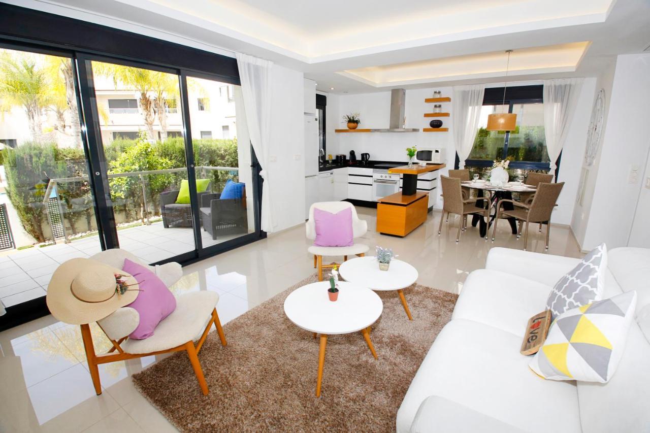 Fantastic Home With Ac, Pool And Bbq Rojales Buitenkant foto