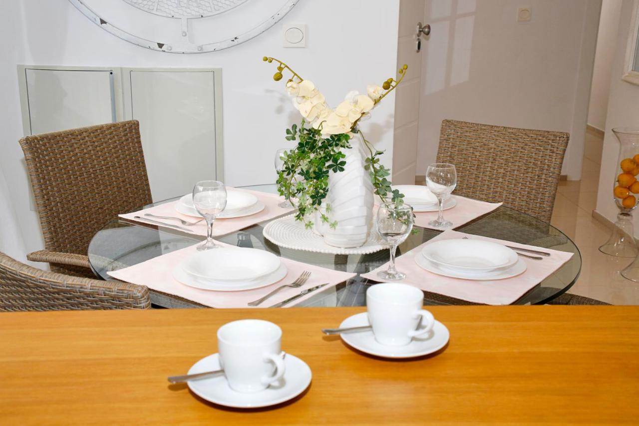 Fantastic Home With Ac, Pool And Bbq Rojales Buitenkant foto
